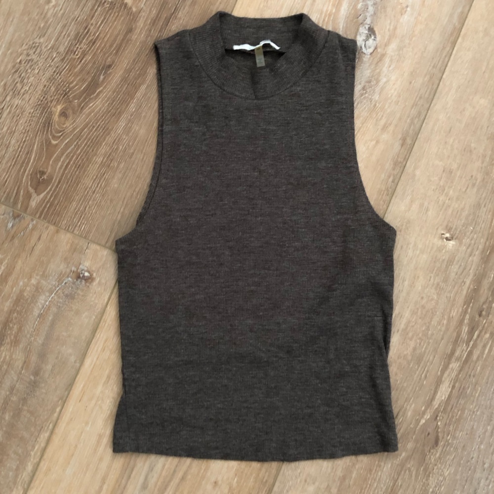 Soprano Tank Top Size Medium Turtleneck‎ Tank